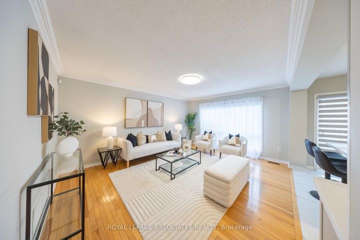 Photo 11 at 149 Rouge River Drive, Rouge E11, Toronto