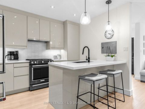 Photo 8 at 23 Latimer Avenue, Lawrence Park South, Toronto