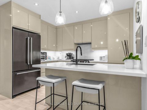 Photo 9 at 23 Latimer Avenue, Lawrence Park South, Toronto