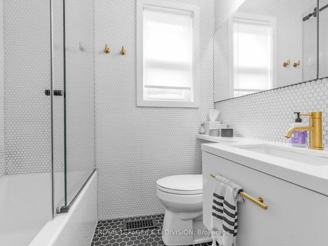 Photo 13 at 23 Latimer Avenue, Lawrence Park South, Toronto