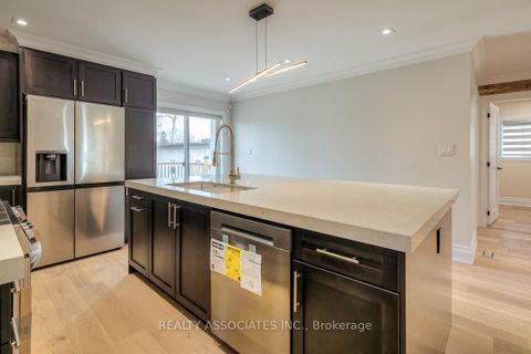 Photo 9 at 348 Miami Drive, Keswick South, Georgina