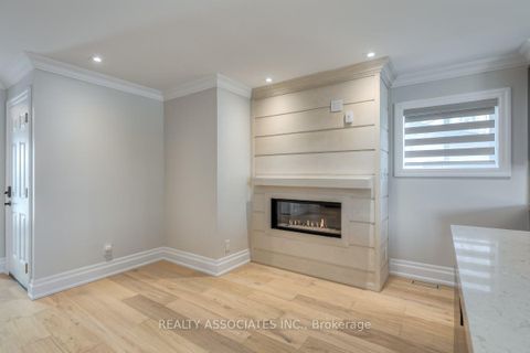 Photo 10 at 348 Miami Drive, Keswick South, Georgina