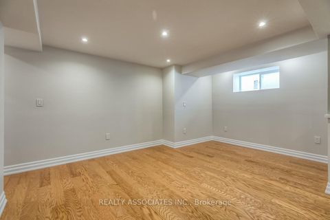 Photo 25 at 348 Miami Drive, Keswick South, Georgina