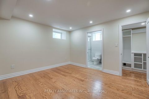 Photo 30 at 348 Miami Drive, Keswick South, Georgina