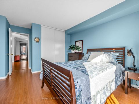 Photo 18 at 1708 - 100 Upper Madison Avenue, Westgate, Toronto