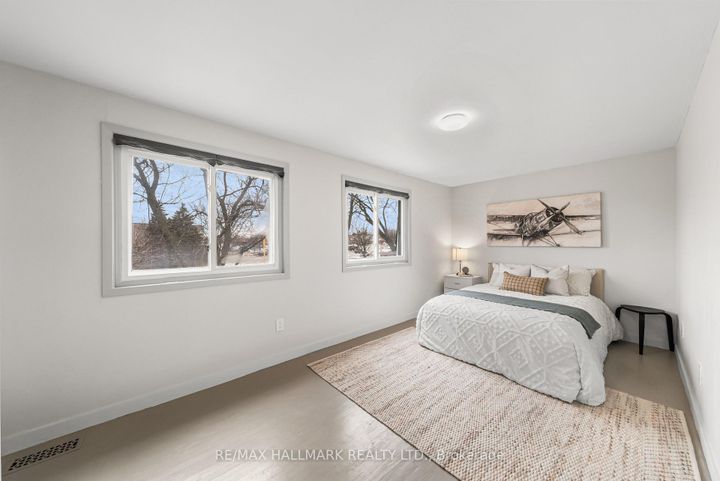 Photo 15 at 619 Timber Lane, Appleby, Burlington