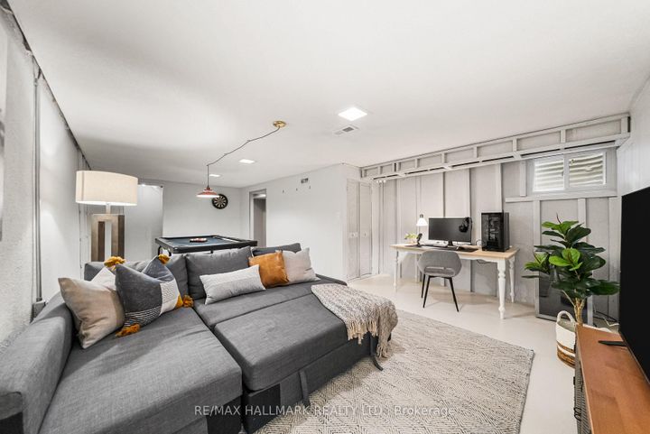 Photo 26 at 619 Timber Lane, Appleby, Burlington