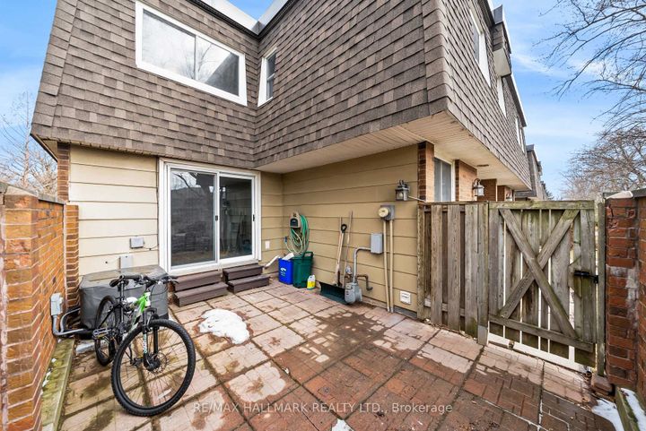 Photo 30 at 619 Timber Lane, Appleby, Burlington