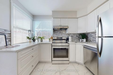 Photo 9 at 47 Amsterdam Avenue, Parkview, Toronto