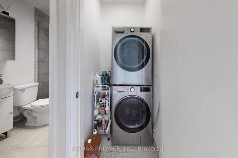 Photo 16 at 47 Amsterdam Avenue, Parkview, Toronto