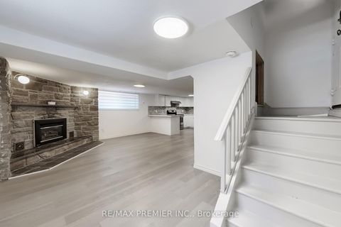 Photo 22 at 47 Amsterdam Avenue, Parkview, Toronto