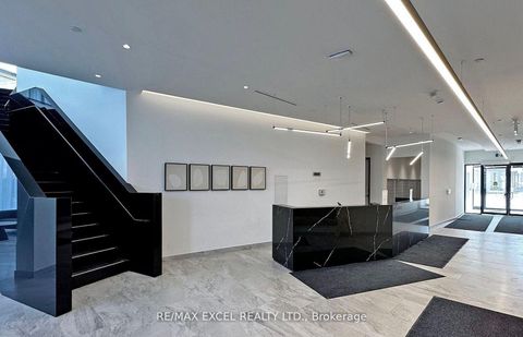 Photo 17 at 407 - 6 David Eyer Road E, Rural Richmond Hill, Richmond Hill