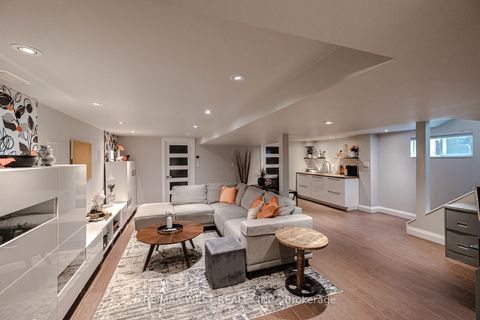 Photo 21 at 17 Saybrook Avenue, Queensway, Toronto