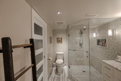 Photo 31 at 17 Saybrook Avenue, Queensway, Toronto