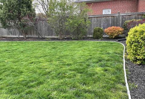 Photo 33 at 17 Saybrook Avenue, Queensway, Toronto