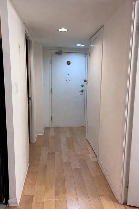 Photo 1 at 311 - 1000 King Street W, Niagara, Toronto