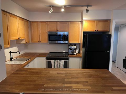 Photo 4 at 311 - 1000 King Street W, Niagara, Toronto