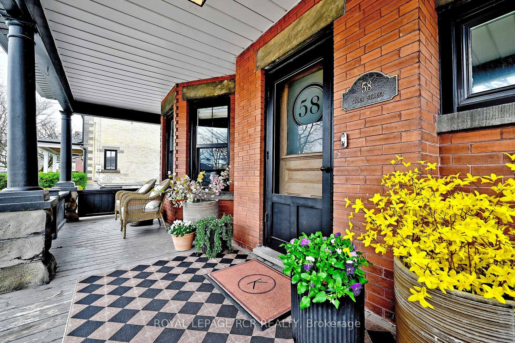 58 Tyler Street, Aurora Village, Aurora photo number 2