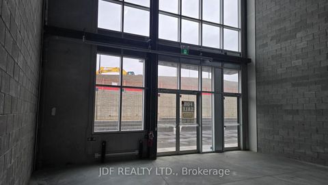 Photo 9 at 6 - 435 Cityview Boulevard, Vellore Village, Vaughan