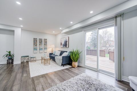 Photo 18 at 61 Trothen Circle, Markham Village, Markham