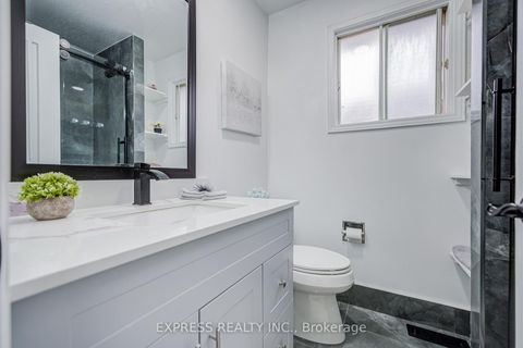 Photo 25 at 61 Trothen Circle, Markham Village, Markham