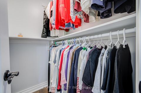 Photo 28 at 61 Trothen Circle, Markham Village, Markham