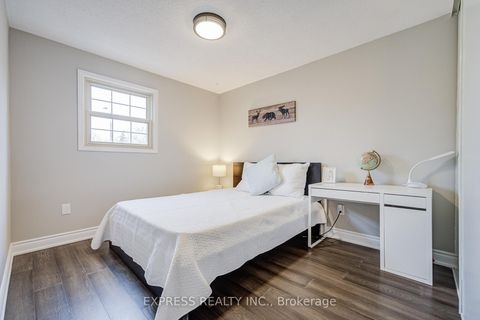 Photo 29 at 61 Trothen Circle, Markham Village, Markham