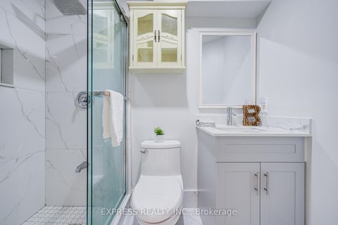 Photo 36 at 61 Trothen Circle, Markham Village, Markham