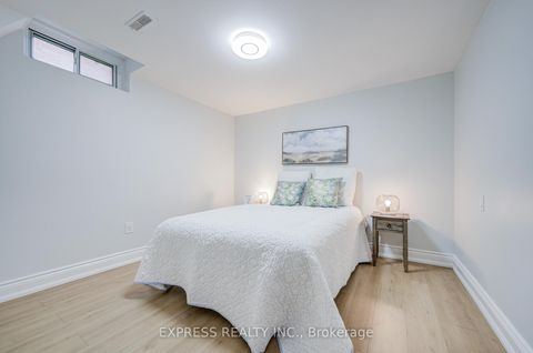 Photo 41 at 61 Trothen Circle, Markham Village, Markham