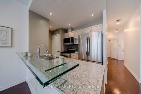 Photo 10 at 2905 - 8 York Street, Waterfront Communities C1, Toronto