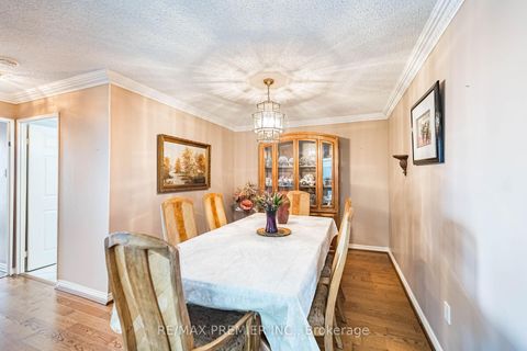 Photo 14 at 1412 - 7300 Yonge Street, Yorkhill, Vaughan
