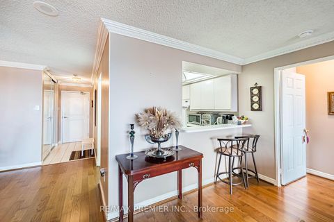 Photo 17 at 1412 - 7300 Yonge Street, Yorkhill, Vaughan