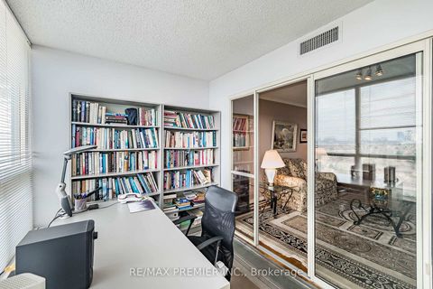 Photo 20 at 1412 - 7300 Yonge Street, Yorkhill, Vaughan