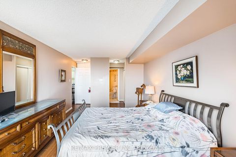 Photo 28 at 1412 - 7300 Yonge Street, Yorkhill, Vaughan