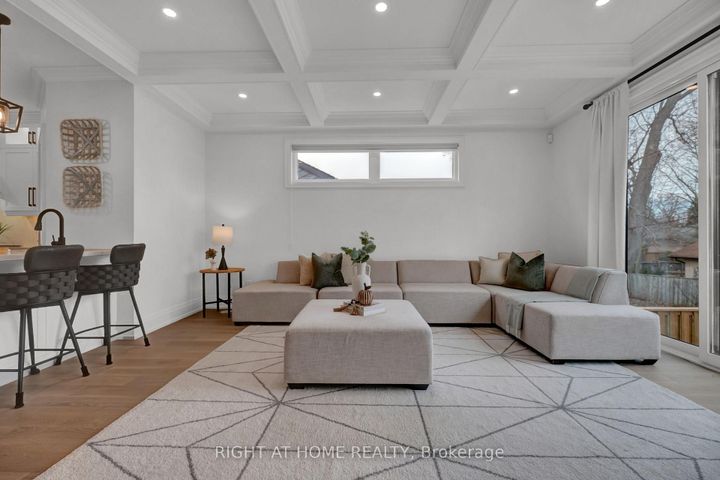 Photo 17 at 819 Fairview Avenue, Bay Ridges, Pickering