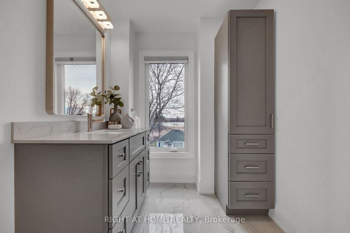 Photo 34 at 819 Fairview Avenue, Bay Ridges, Pickering