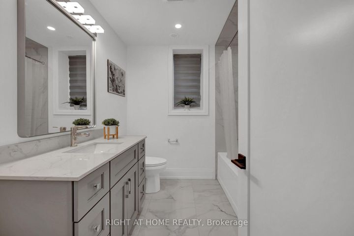 Photo 41 at 819 Fairview Avenue, Bay Ridges, Pickering