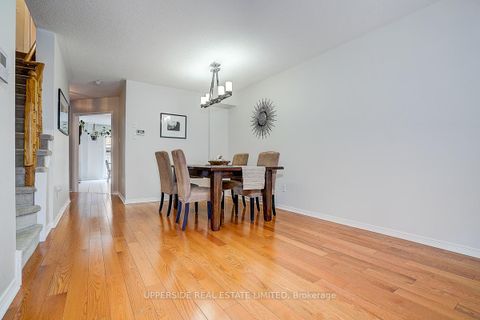 Photo 5 at 274 Flagstone Way, Woodland Hill, Newmarket