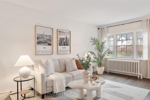 Photo 6 at 29 Oakfield Drive, Queensway, Toronto