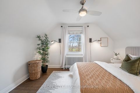 Photo 26 at 29 Oakfield Drive, Queensway, Toronto