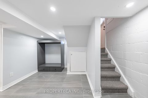 Photo 37 at 29 Oakfield Drive, Queensway, Toronto