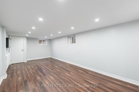 Photo 38 at 29 Oakfield Drive, Queensway, Toronto