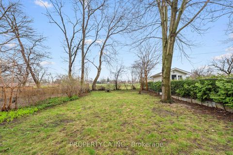 Photo 44 at 29 Oakfield Drive, Queensway, Toronto