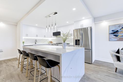 Photo 3 at 804 - 1201 Steeles Avenue W, Branson, Toronto