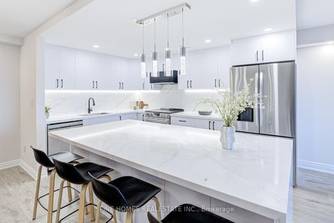 Photo 6 at 804 - 1201 Steeles Avenue W, Branson, Toronto