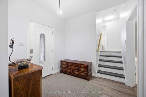 Photo 7 at 971 Oklahoma Drive, West Shore, Pickering