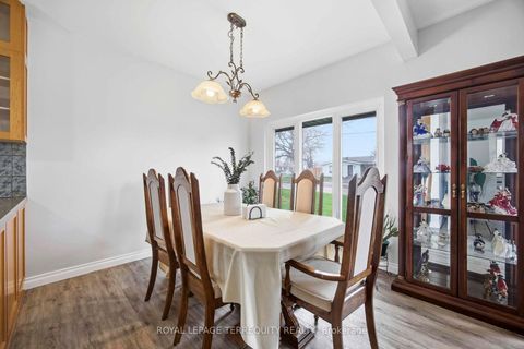 Photo 14 at 971 Oklahoma Drive, West Shore, Pickering