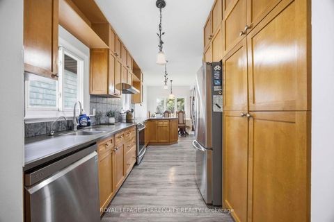 Photo 17 at 971 Oklahoma Drive, West Shore, Pickering