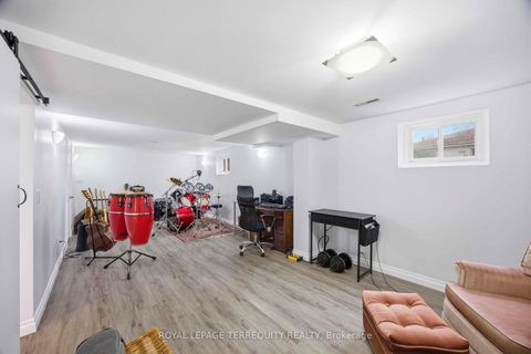 Photo 28 at 971 Oklahoma Drive, West Shore, Pickering