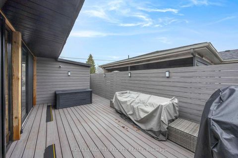 Photo 34 at 971 Oklahoma Drive, West Shore, Pickering